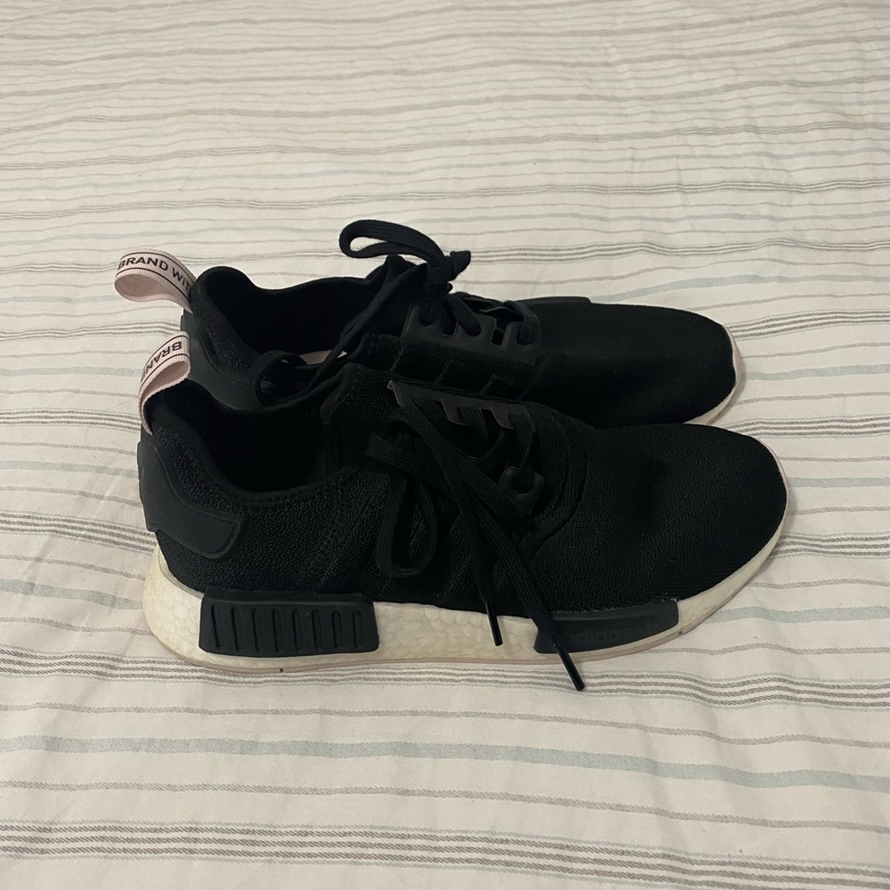 Adidas NMD R1 - Picture 3 of 3